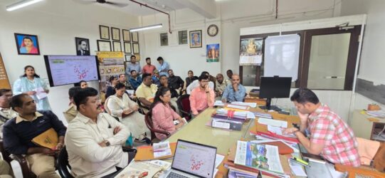 Showing the Pune map to the PMC team (2) Showing the Pune map to the PMC team (2)